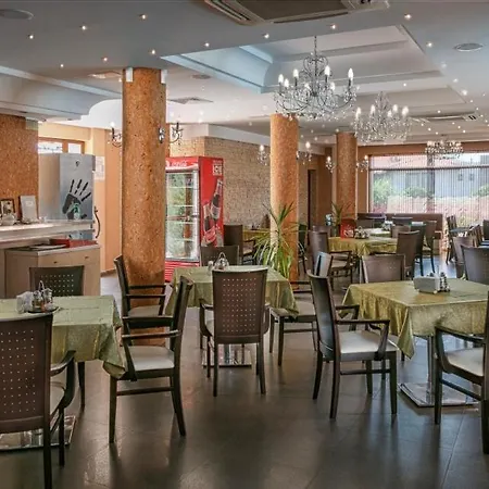 александра Hotel 3*