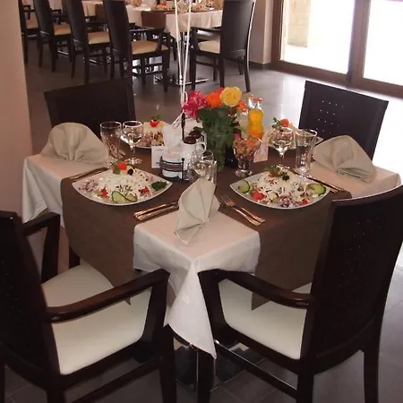 Hotel александра