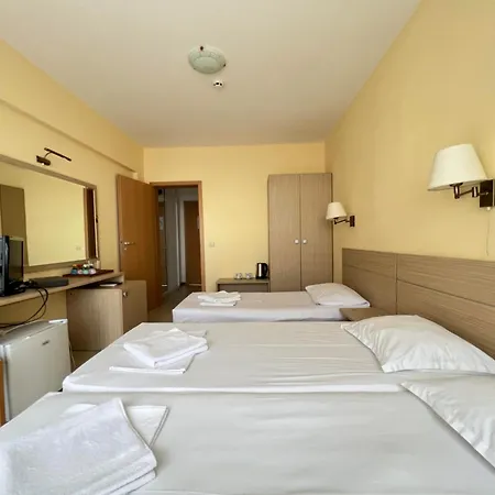 Hotel александра 3*