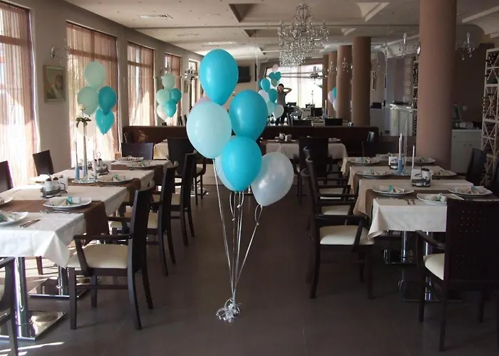 Hotel александра 3*